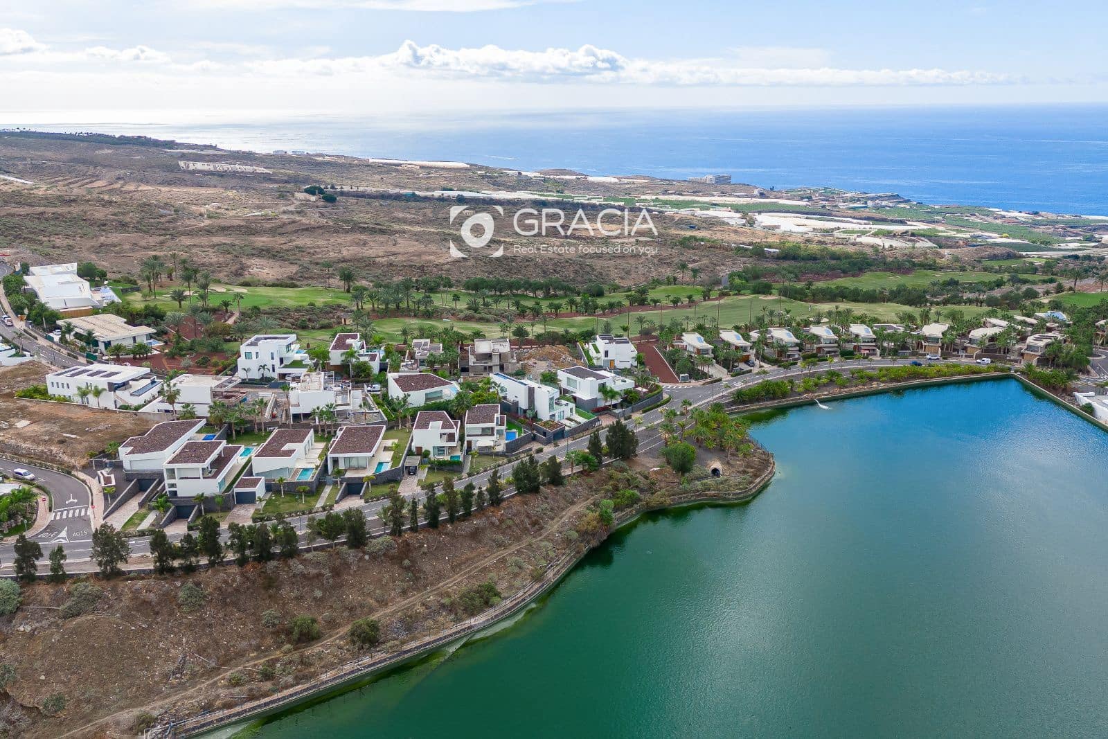 3 bedroom Townhouse for sale in Playa San Juan with pool garage - € 1,699,000 (Ref: 9552986)