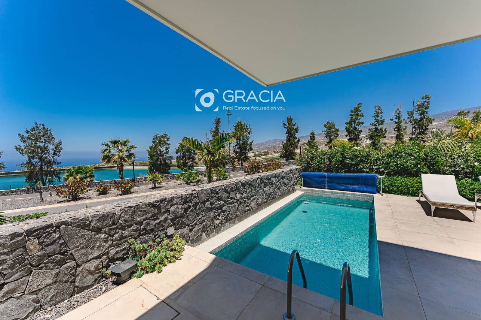 3 bedroom Townhouse for sale in Playa San Juan with pool garage - € 1,699,000 (Ref: 9552986)