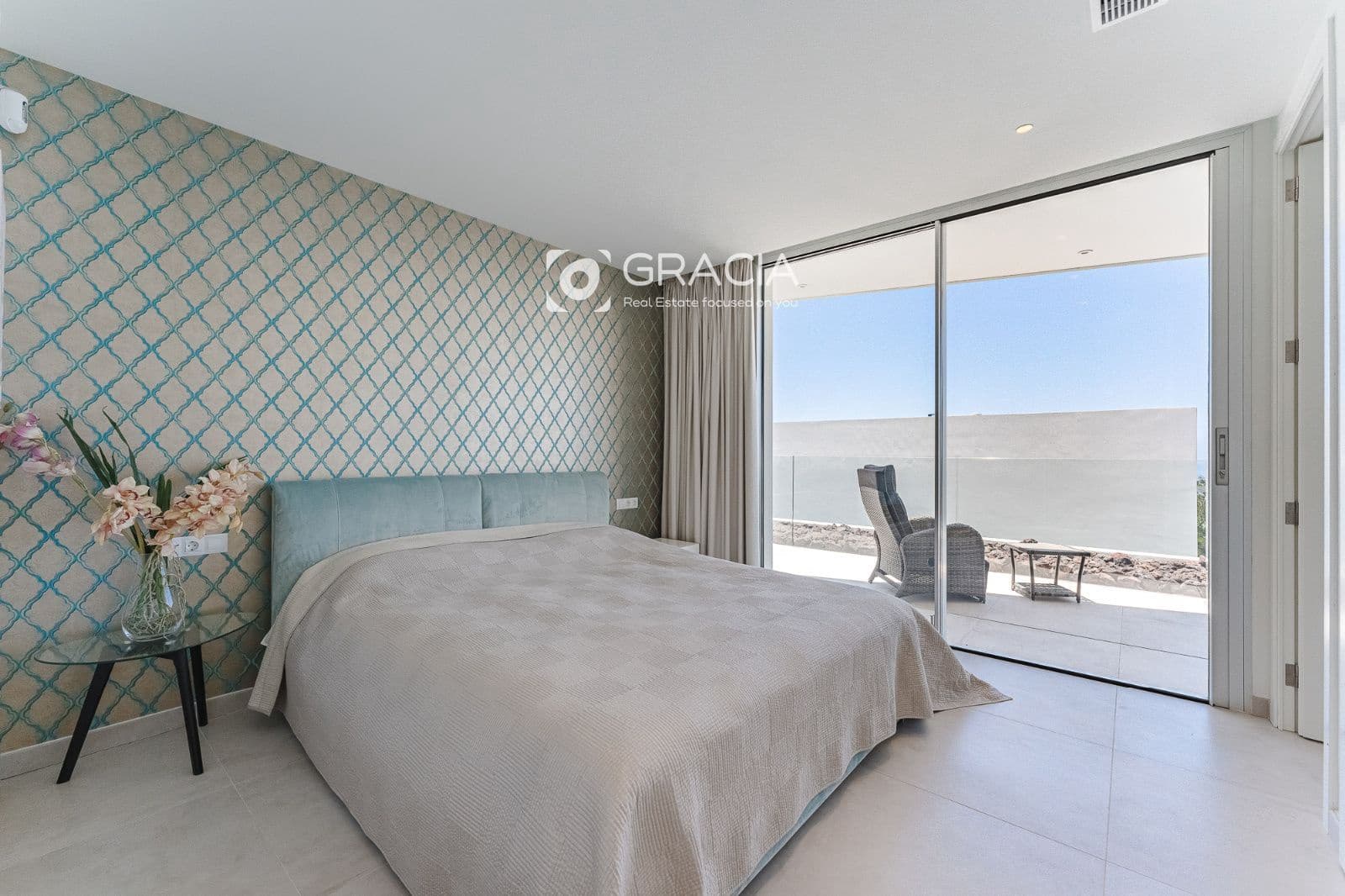 3 bedroom Townhouse for sale in Playa San Juan with pool garage - € 1,699,000 (Ref: 9552986)