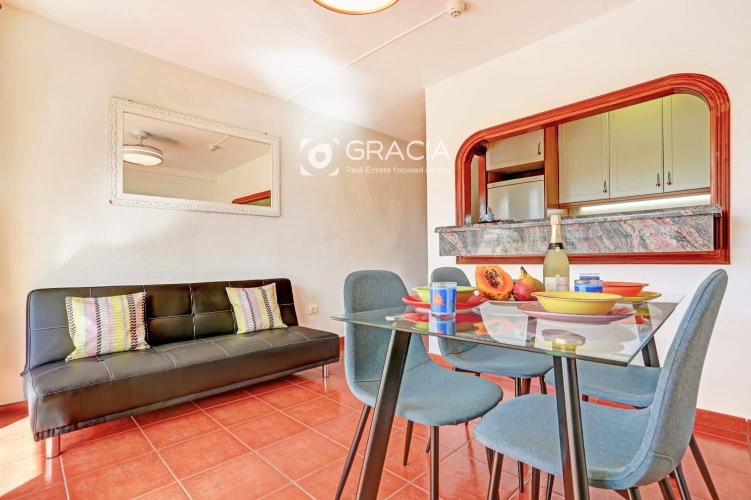 1 makuuhuone Asunto myytävänä paikassa Playa de las Americas mukana uima-altaan - 295 000 € (Ref: 9559302)