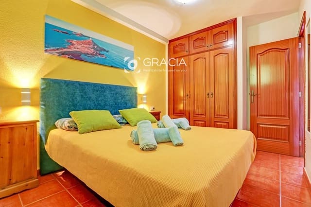 1 makuuhuone Asunto myytävänä paikassa Playa de las Americas, Arona mukana uima-altaan - 295 000 € (Ref: 9559302)