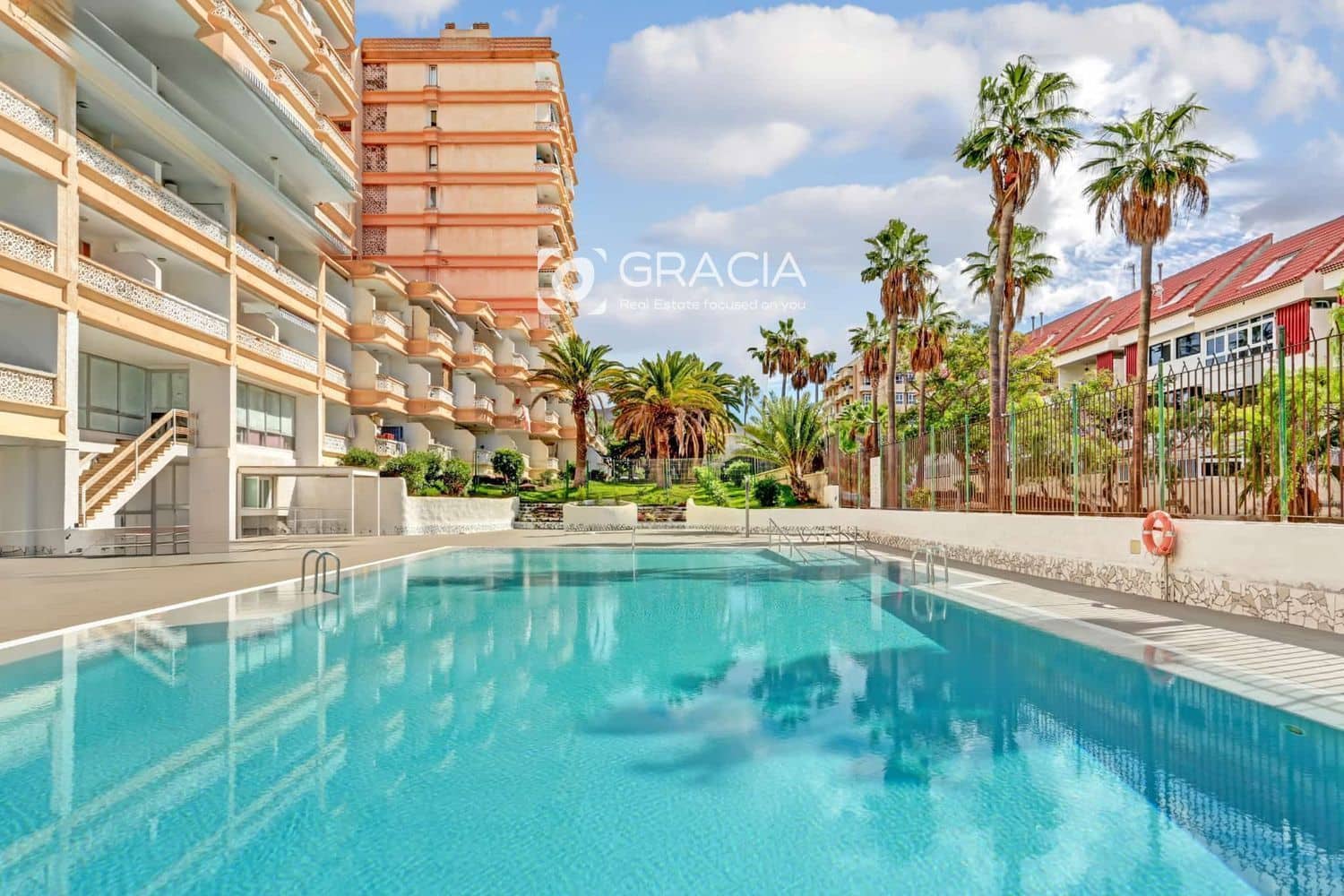 1 makuuhuone Asunto myytävänä paikassa Playa de las Americas mukana uima-altaan - 295 000 € (Ref: 9559302)