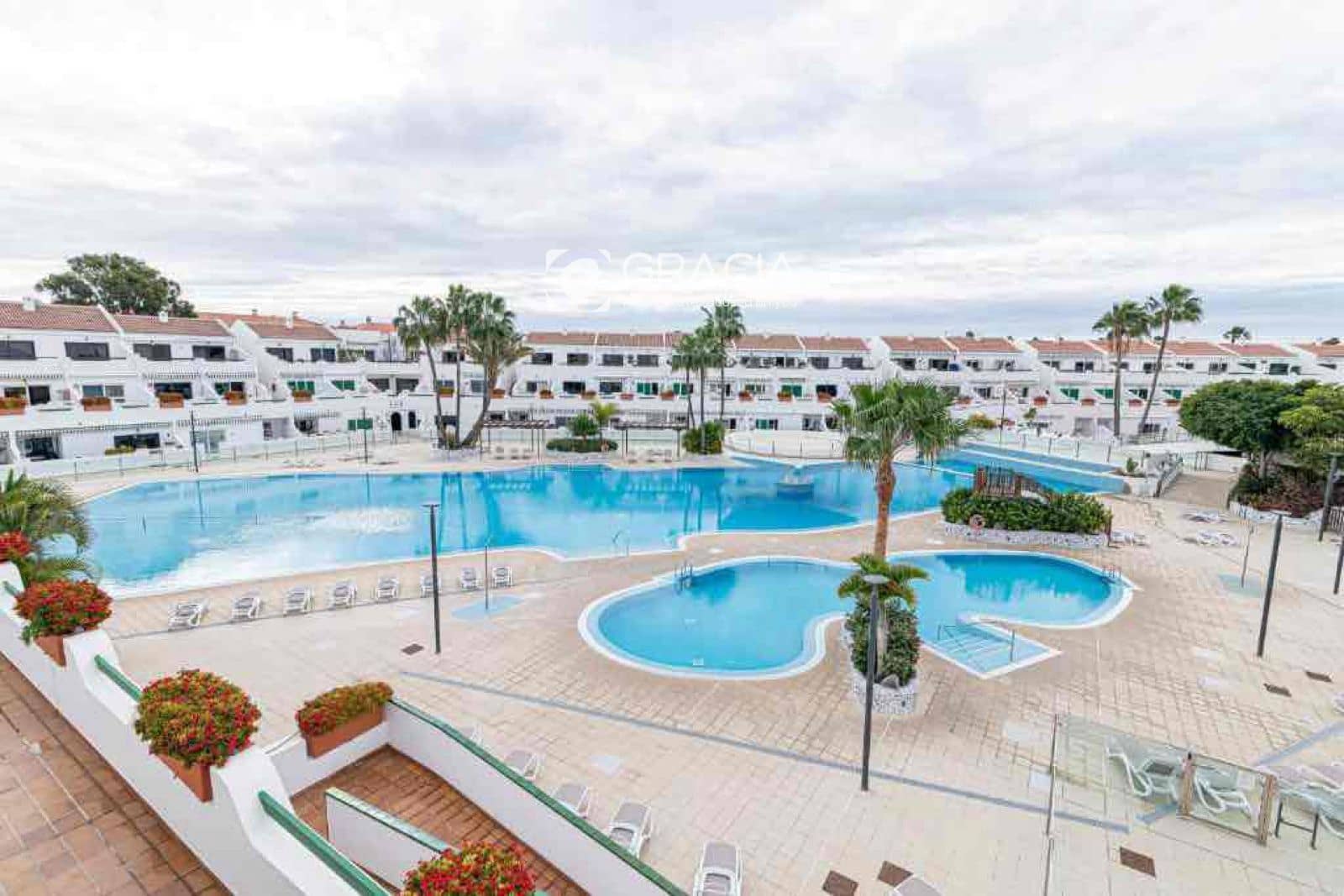 Lägenhet till salu i Costa del Silencio med pool - 195 000 € (Ref: 9575439)