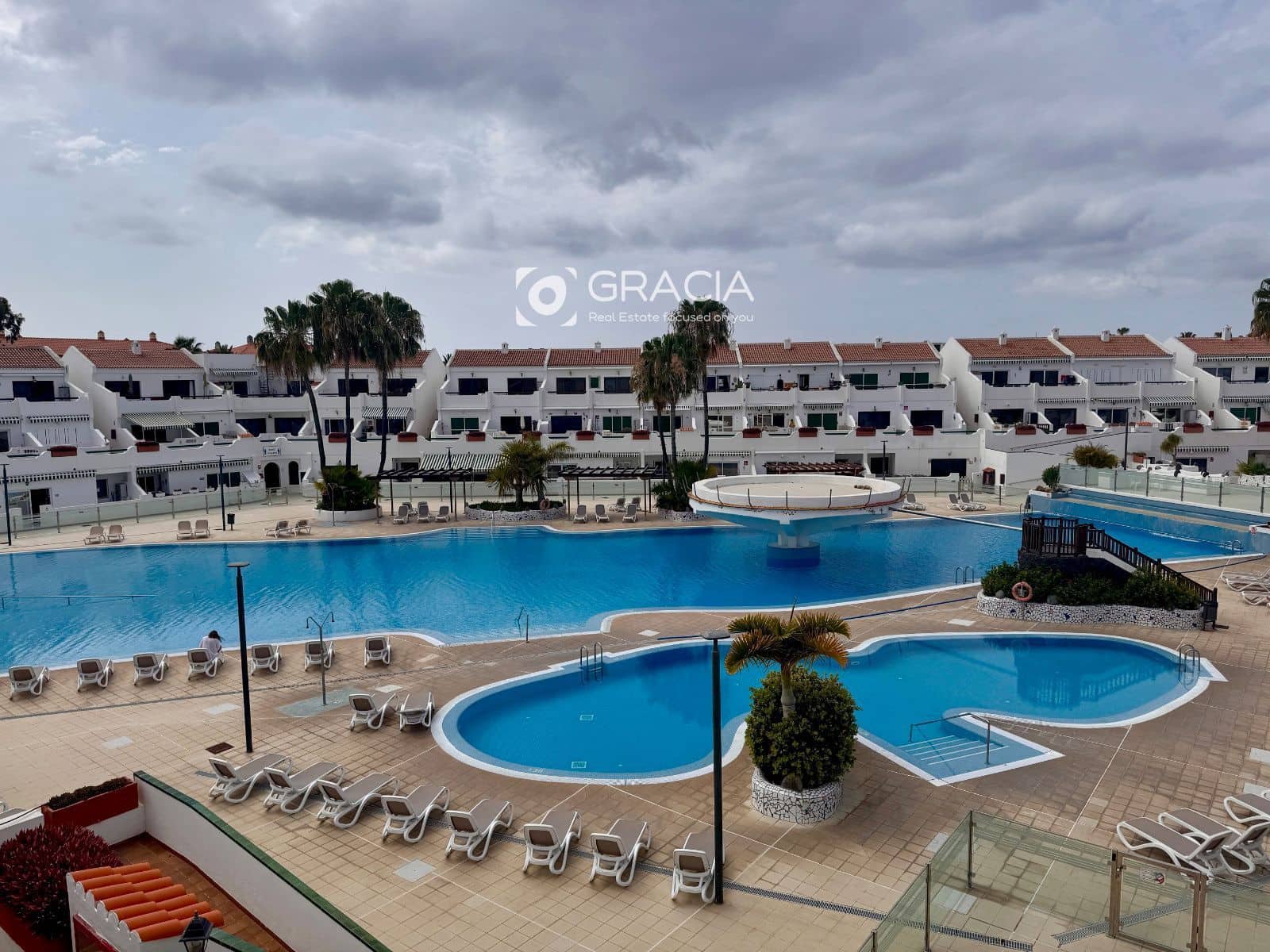 Lägenhet till salu i Costa del Silencio med pool - 195 000 € (Ref: 9575439)