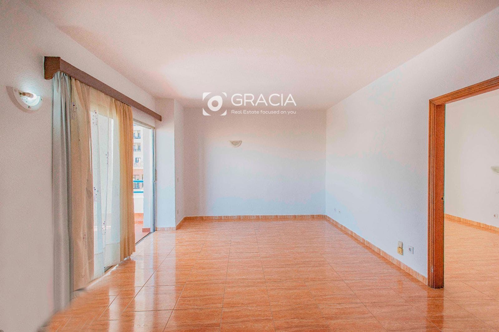 1 bedroom Flat for sale in Playa Paraiso with pool - € 225,000 (Ref: 9590495)