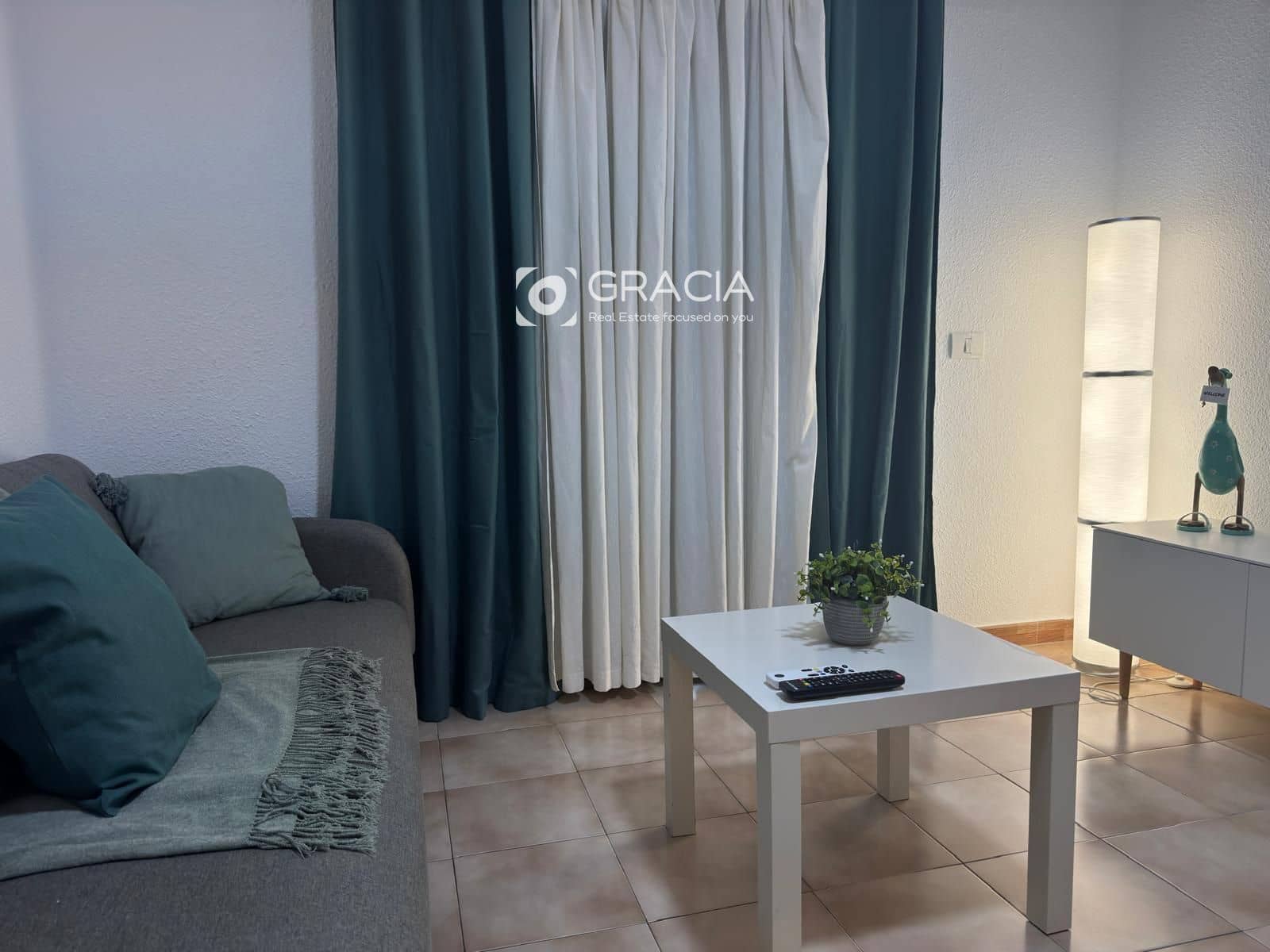 Piso de 1 habitación en Los Cristianos en alquiler con piscina - 1.700 € (Ref: 9606627)