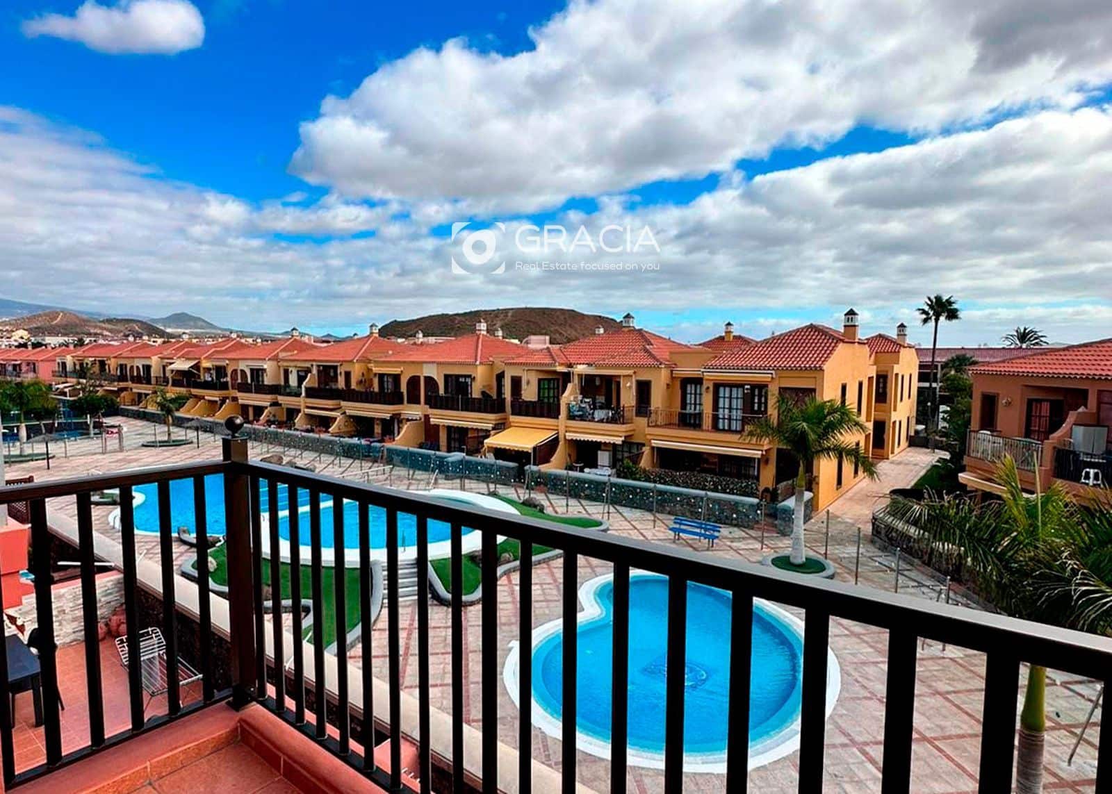 2 soverom Leilighet til salgs i Costa del Silencio med svømmebasseng garasje - € 279 000 (Ref: 9606885)