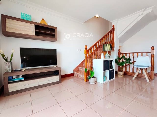 3 soverom Hus til salgs i Costa Adeje, Adeje med garasje - € 470 000 (Ref: 9614099)