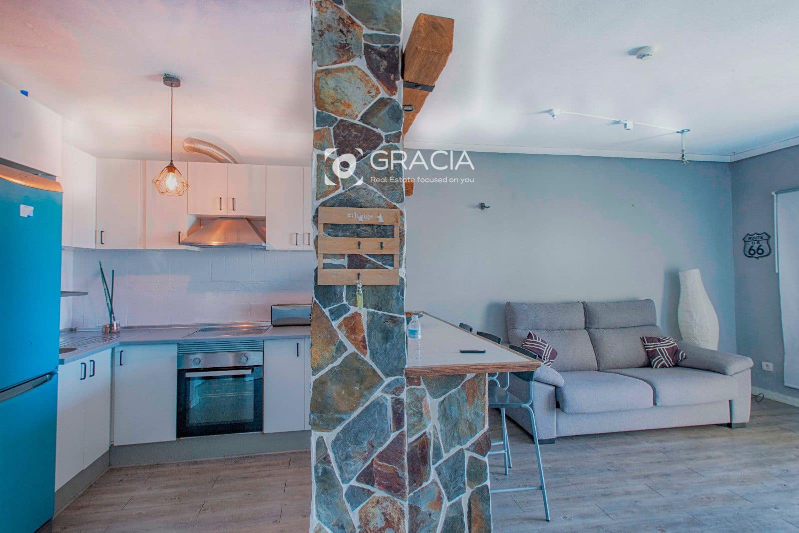 1 makuuhuone Asunto vuokrattavana paikassa Playa Paraiso mukana uima-altaan - 1 200 € (Ref: 9618122)