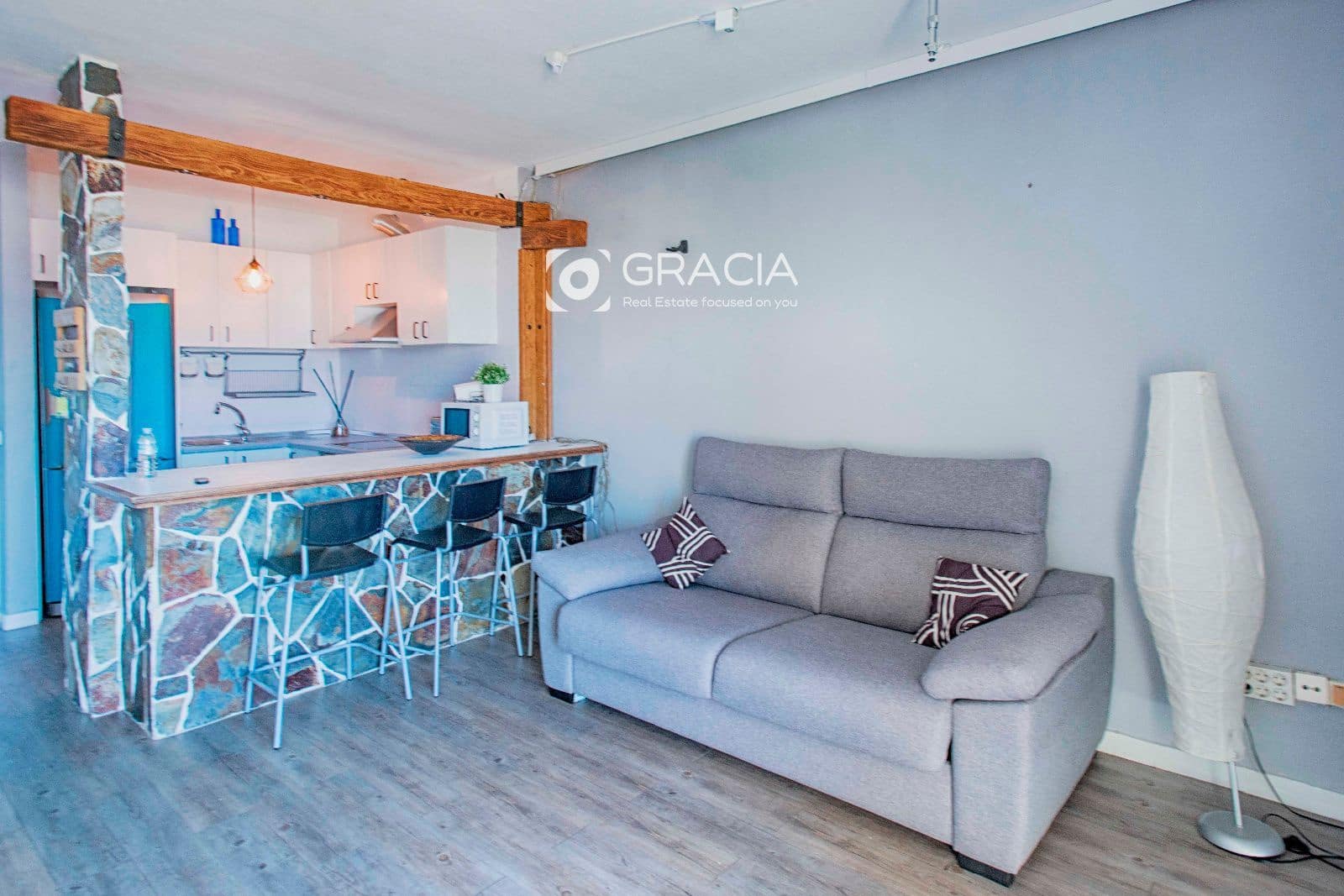 1 makuuhuone Asunto vuokrattavana paikassa Playa Paraiso mukana uima-altaan - 1 200 € (Ref: 9618122)