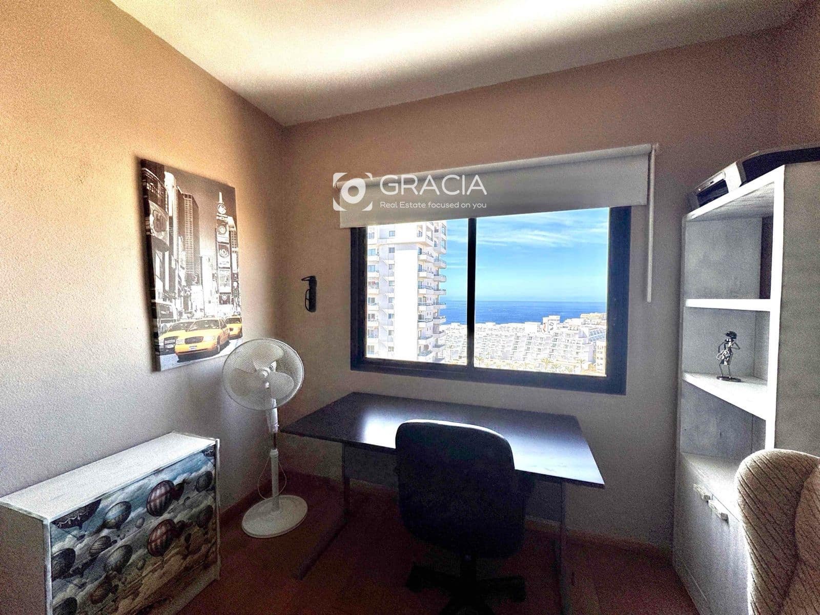 1 makuuhuone Asunto vuokrattavana paikassa Playa Paraiso mukana uima-altaan - 1 200 € (Ref: 9618122)