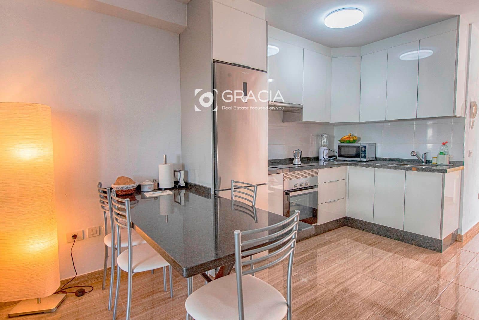 2 soveværelse Lejlighed til salg i Palm-Mar med garage - € 450.000 (Ref: 9654346)