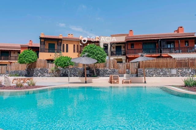 3 soverom Hus til salgs i Golf del Sur, San Miguel de Abona med svømmebasseng garasje - € 450 000 (Ref: 9673832)