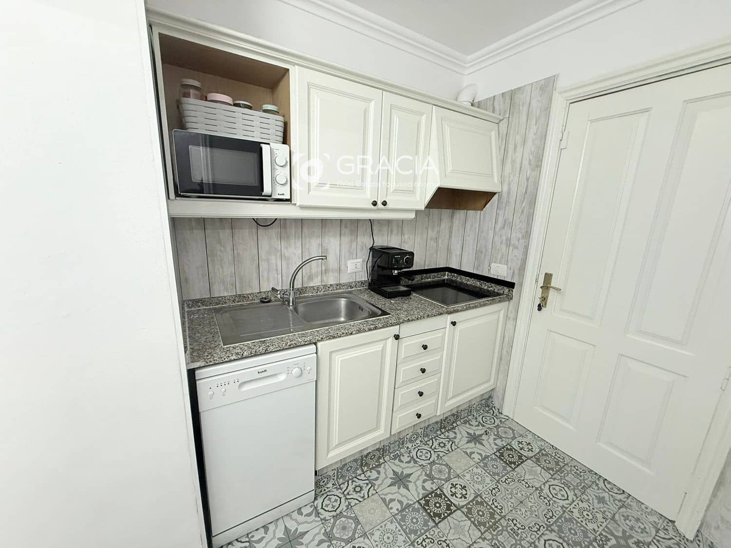 Piso de 1 habitación en Golf del Sur en venta con piscina garaje - 179.000 € (Ref: 9687644)