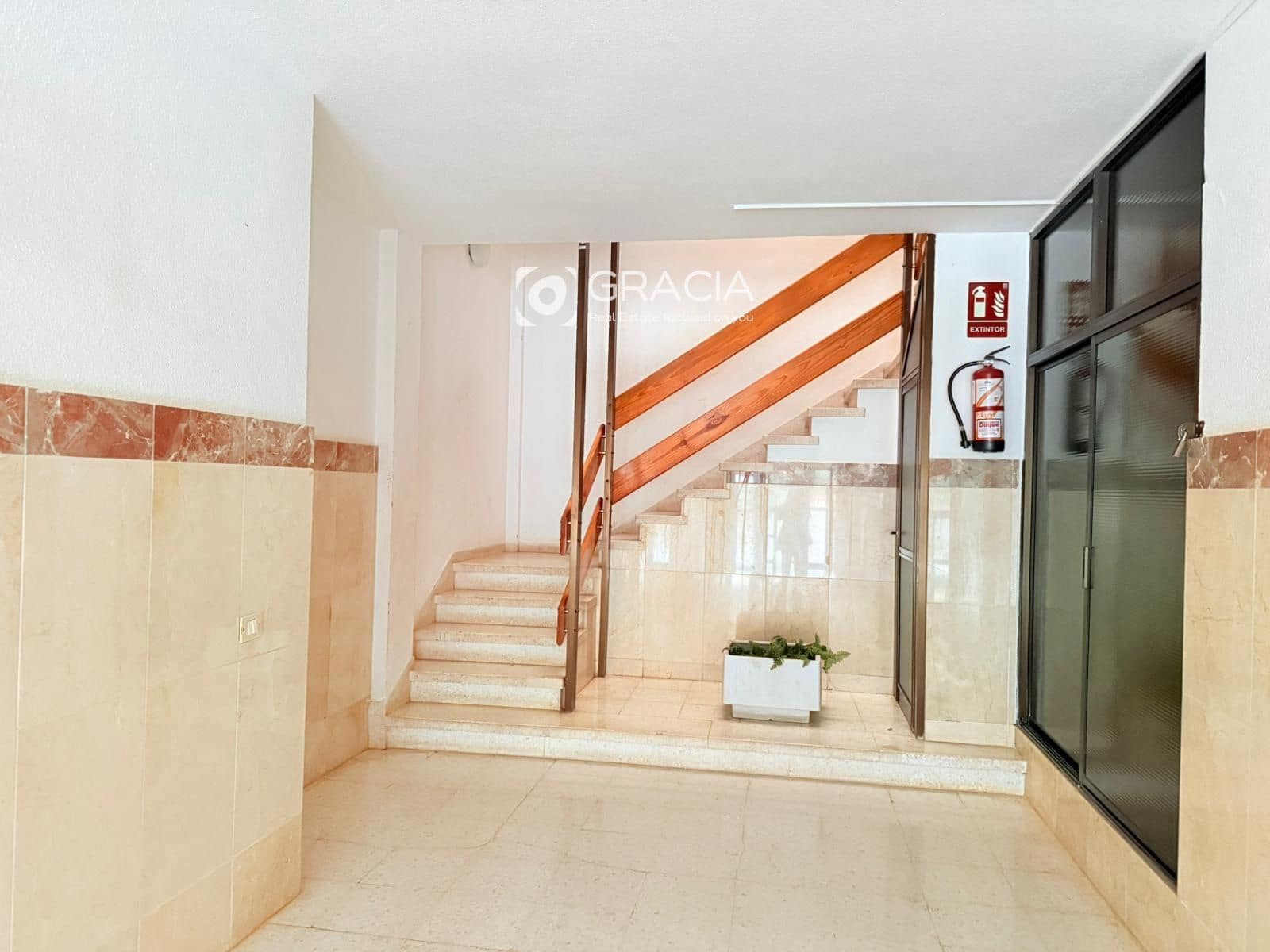 Piso de 1 habitación en San Isidro de Abona en venta - 158.000 € (Ref: 9687645)