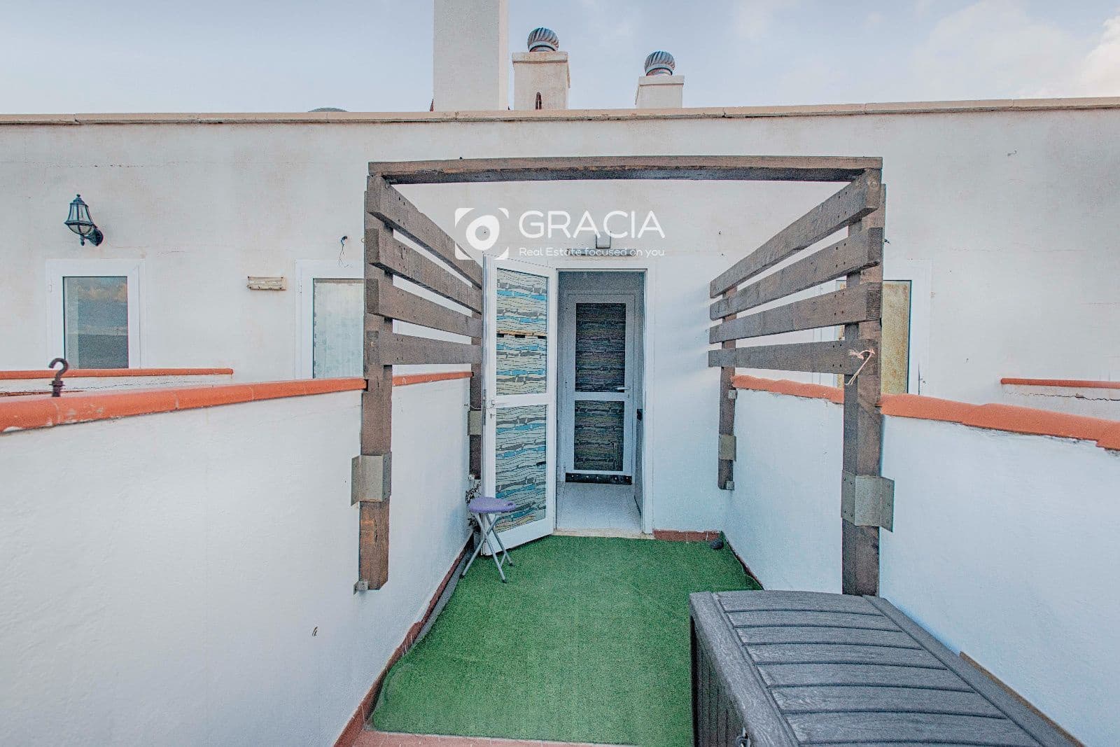 2 bedroom Flat for sale in Los Abrigos - € 255,000 (Ref: 9696772)