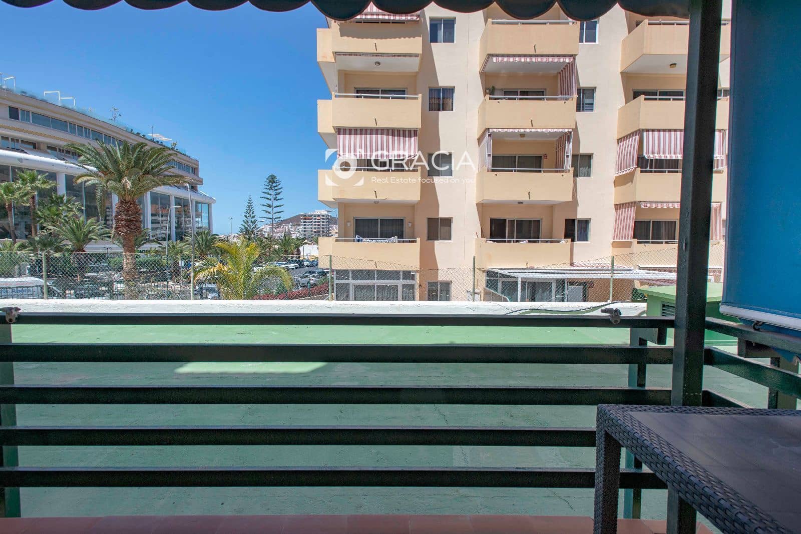 3 quarto Apartamento para venda em Los Cristianos com piscina garagem - 419 900 € (Ref: 9731248)