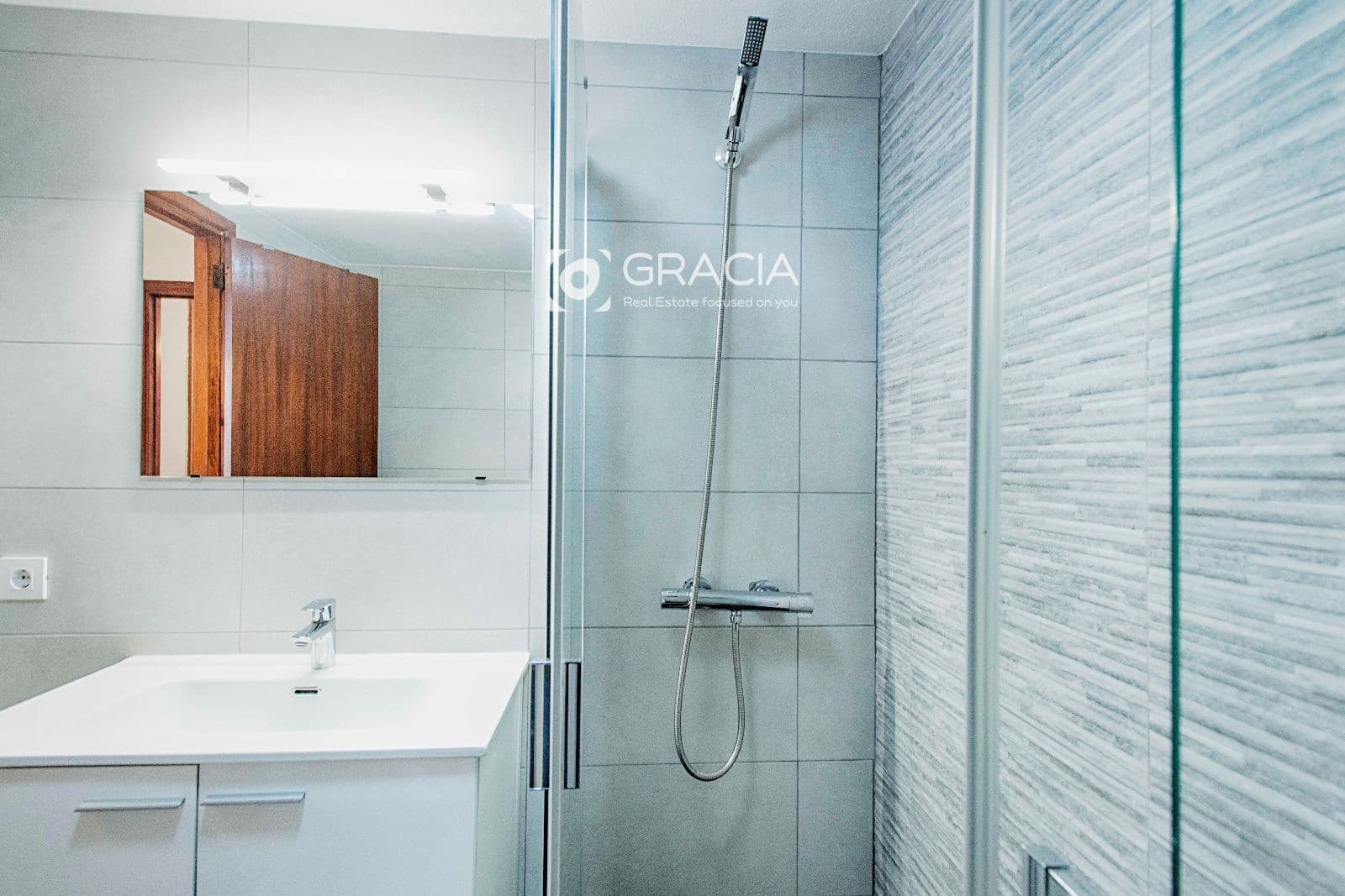 3 quarto Apartamento para venda em Los Cristianos com piscina garagem - 419 900 € (Ref: 9731248)