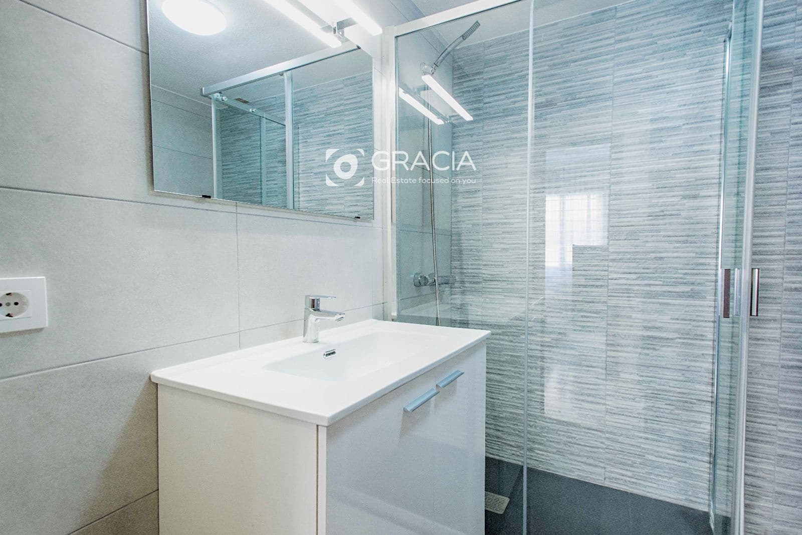 3 quarto Apartamento para venda em Los Cristianos com piscina garagem - 419 900 € (Ref: 9731248)