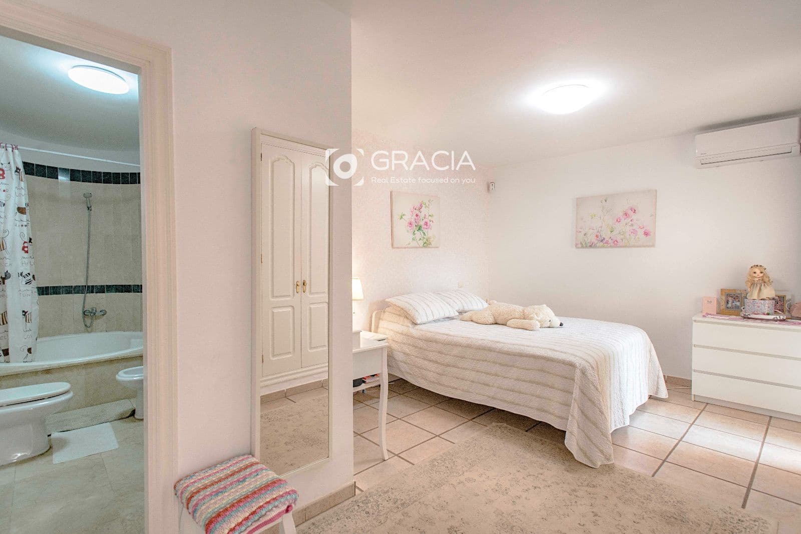 2 chambre Appartement à vendre à Costa Adeje avec piscine garage - 695 000 € (Ref: 9746803)