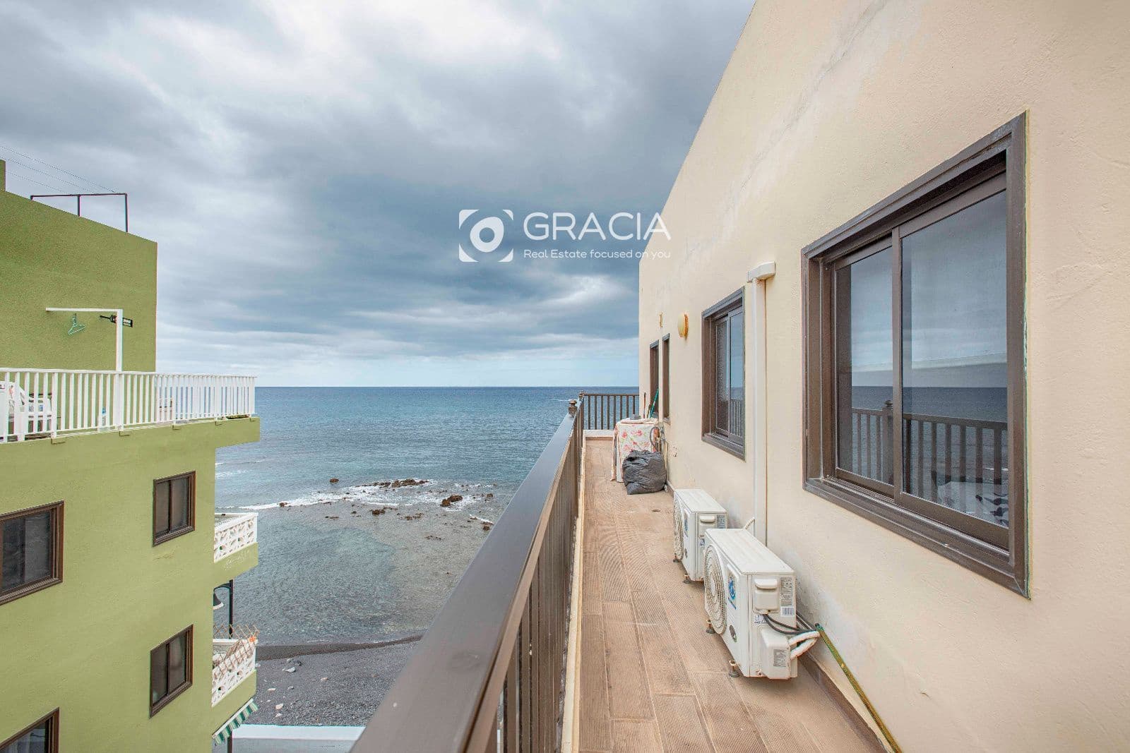 2 makuuhuone Kattohuoneisto myytävänä paikassa Las Galletas - 299 000 € (Ref: 9755193)