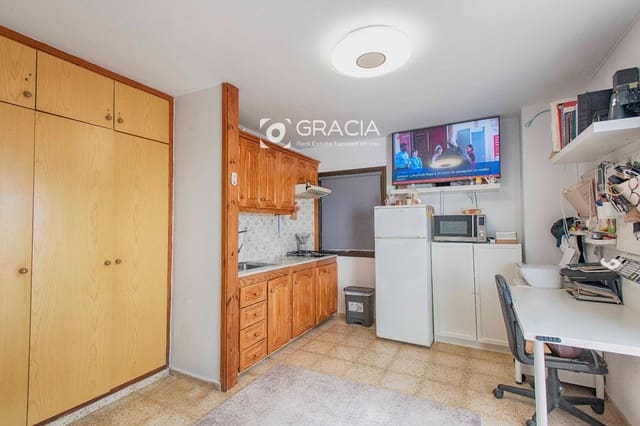 2 makuuhuone Kattohuoneisto myytävänä paikassa Las Galletas, Arona - 299 000 € (Ref: 9755193)