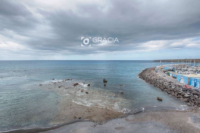 2 makuuhuone Kattohuoneisto myytävänä paikassa Las Galletas, Arona - 299 000 € (Ref: 9755193)