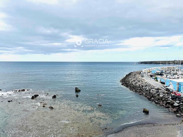 2 makuuhuone Kattohuoneisto myytävänä paikassa Las Galletas, Arona - 299 000 € (Ref: 9755193)