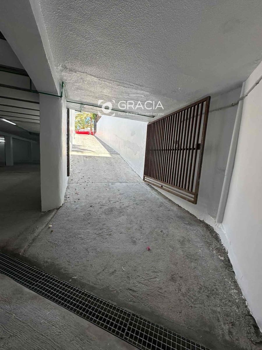 Erhverv til salg i Costa Adeje - € 350.000 (Ref: 9770135)