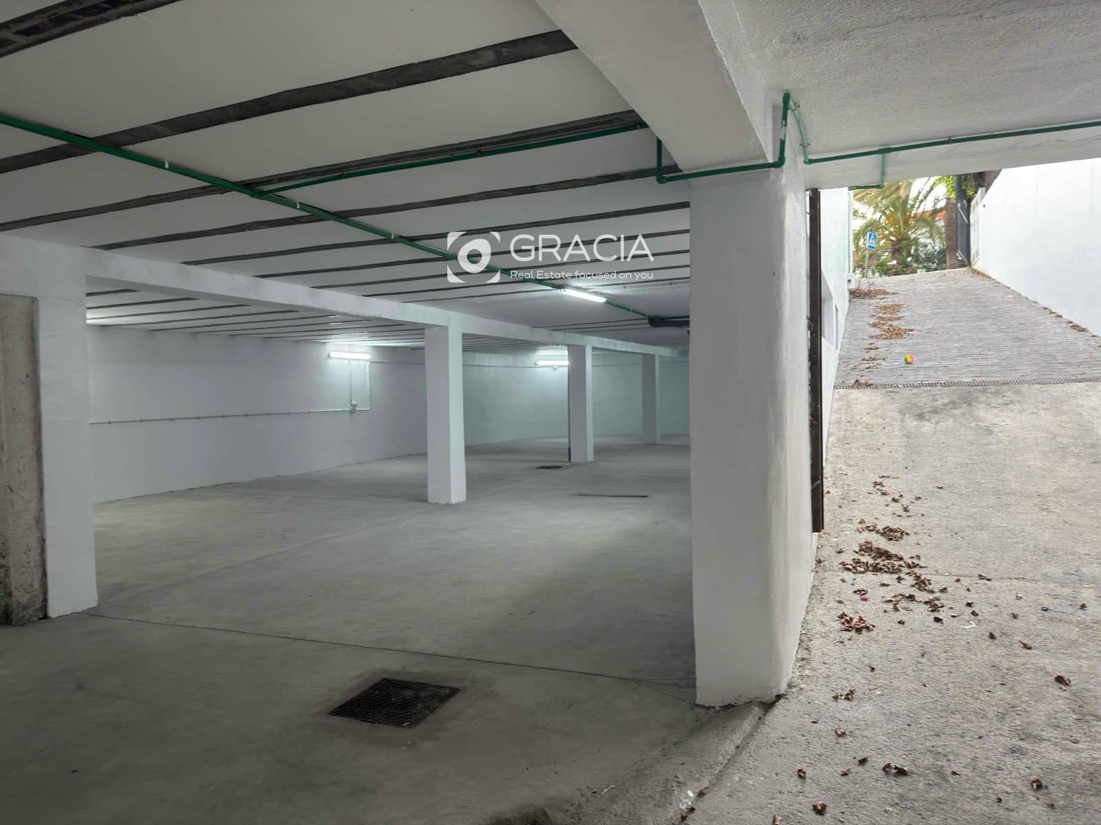 Erhverv til salg i Costa Adeje - € 350.000 (Ref: 9770135)