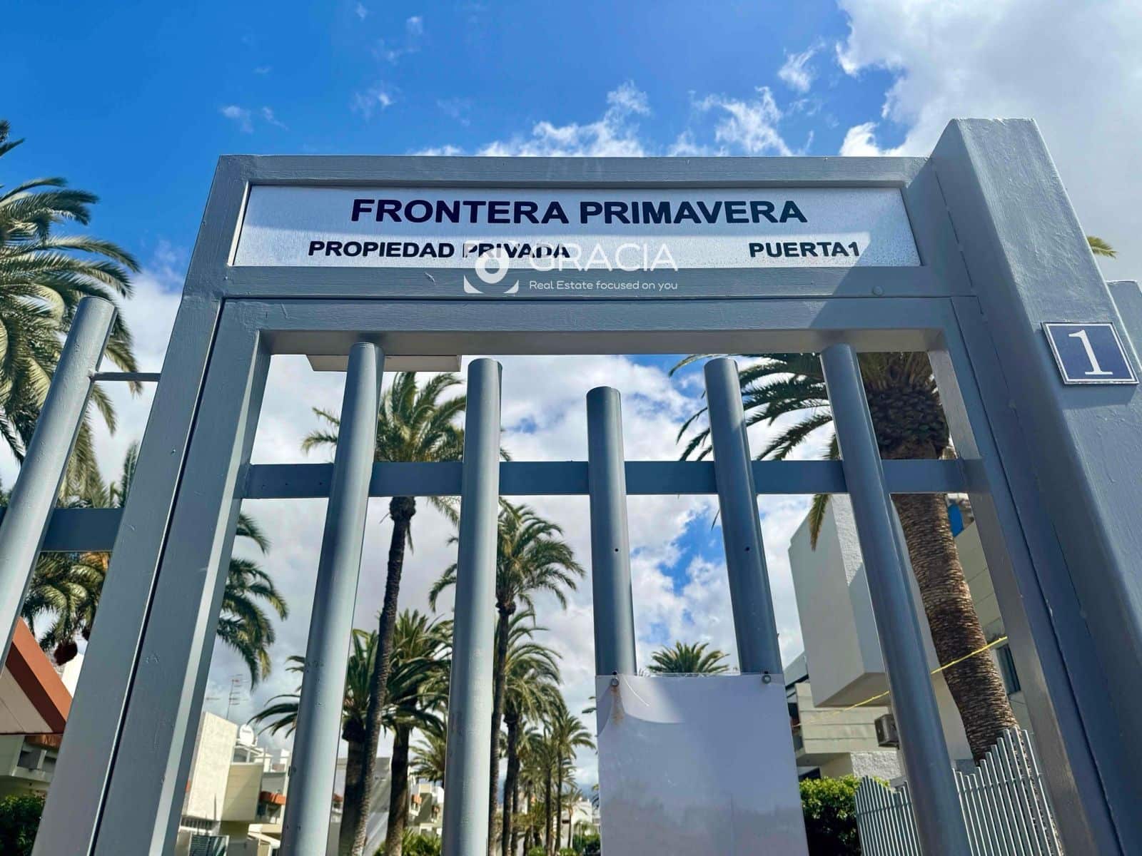 1 makuuhuone Asunto myytävänä paikassa Costa del Silencio mukana uima-altaan - 190 000 € (Ref: 9795716)