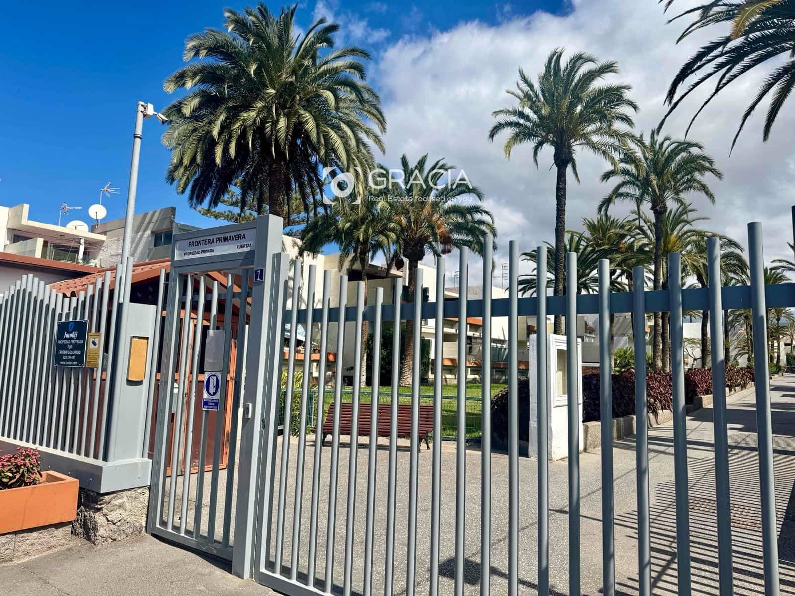 1 makuuhuone Asunto myytävänä paikassa Costa del Silencio mukana uima-altaan - 190 000 € (Ref: 9795716)