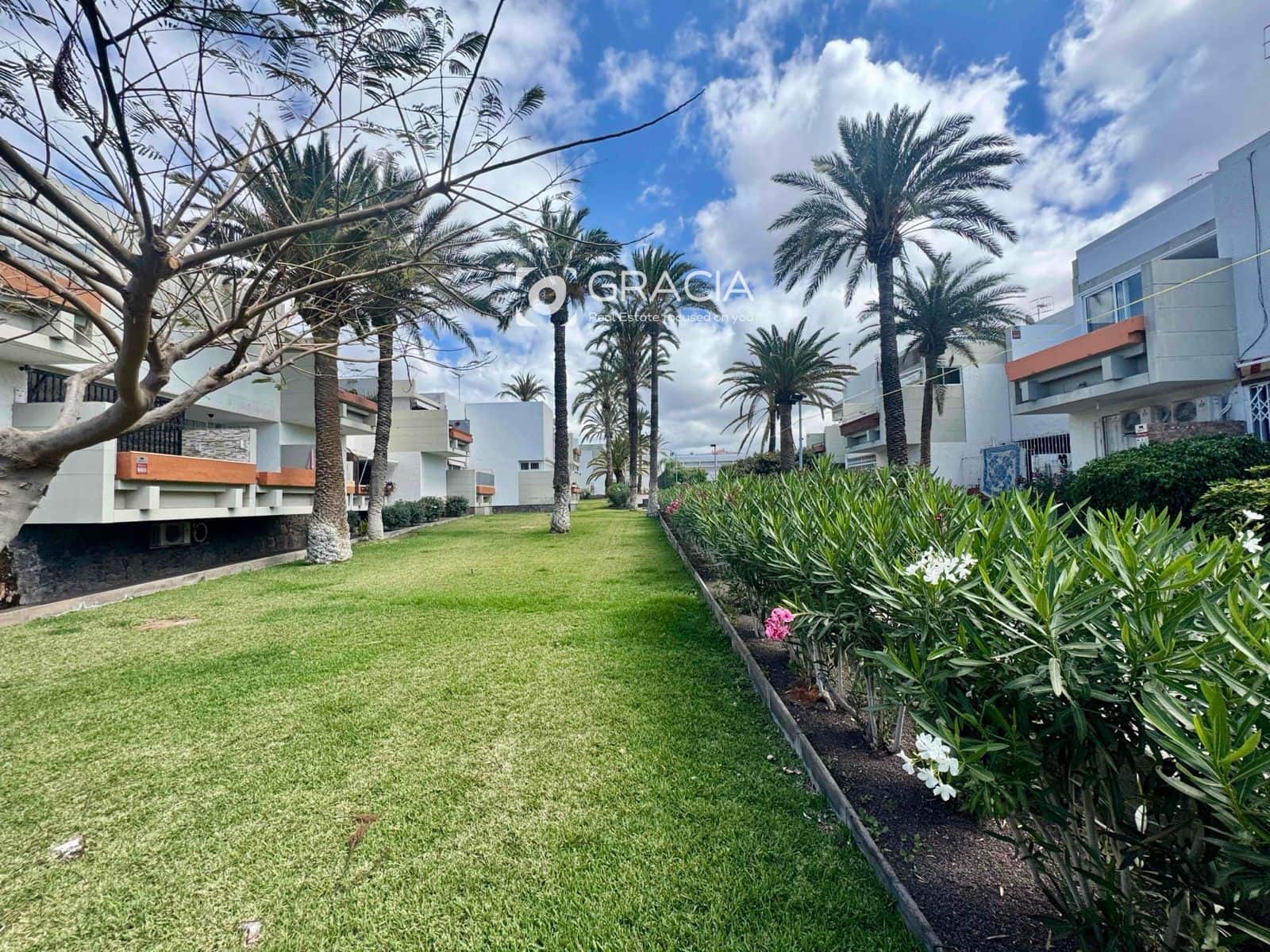 1 makuuhuone Asunto myytävänä paikassa Costa del Silencio mukana uima-altaan - 190 000 € (Ref: 9795716)