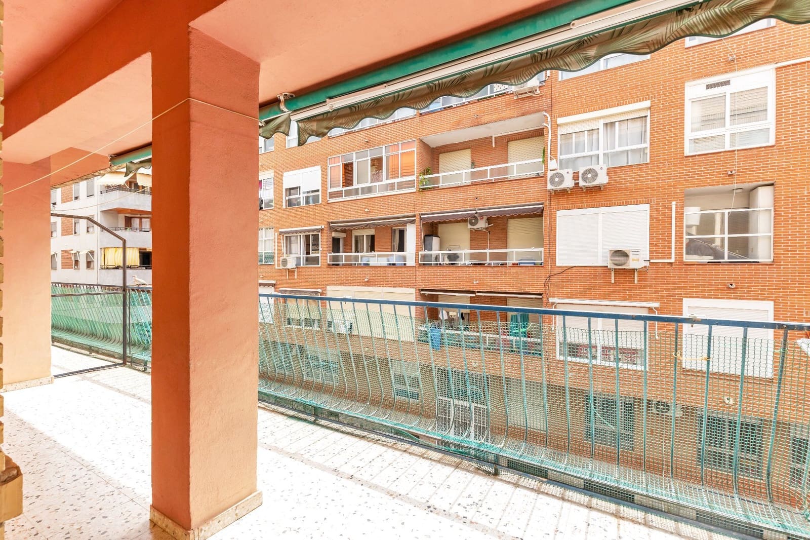 3 makuuhuone Huoneisto myytävänä paikassa Torrevieja - 159 000 € (Ref: 10020278)