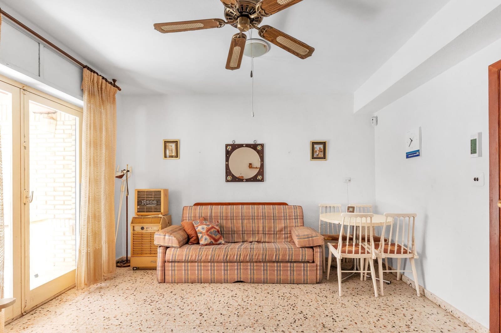 3 makuuhuone Huoneisto myytävänä paikassa Torrevieja - 159 000 € (Ref: 10020278)