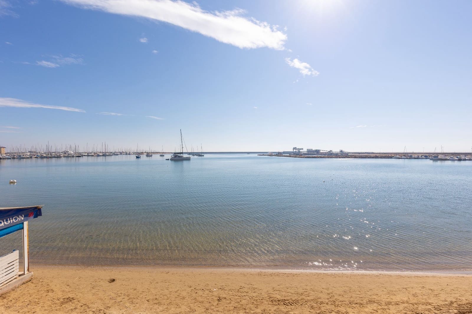 3 makuuhuone Huoneisto myytävänä paikassa Torrevieja - 159 000 € (Ref: 10020278)