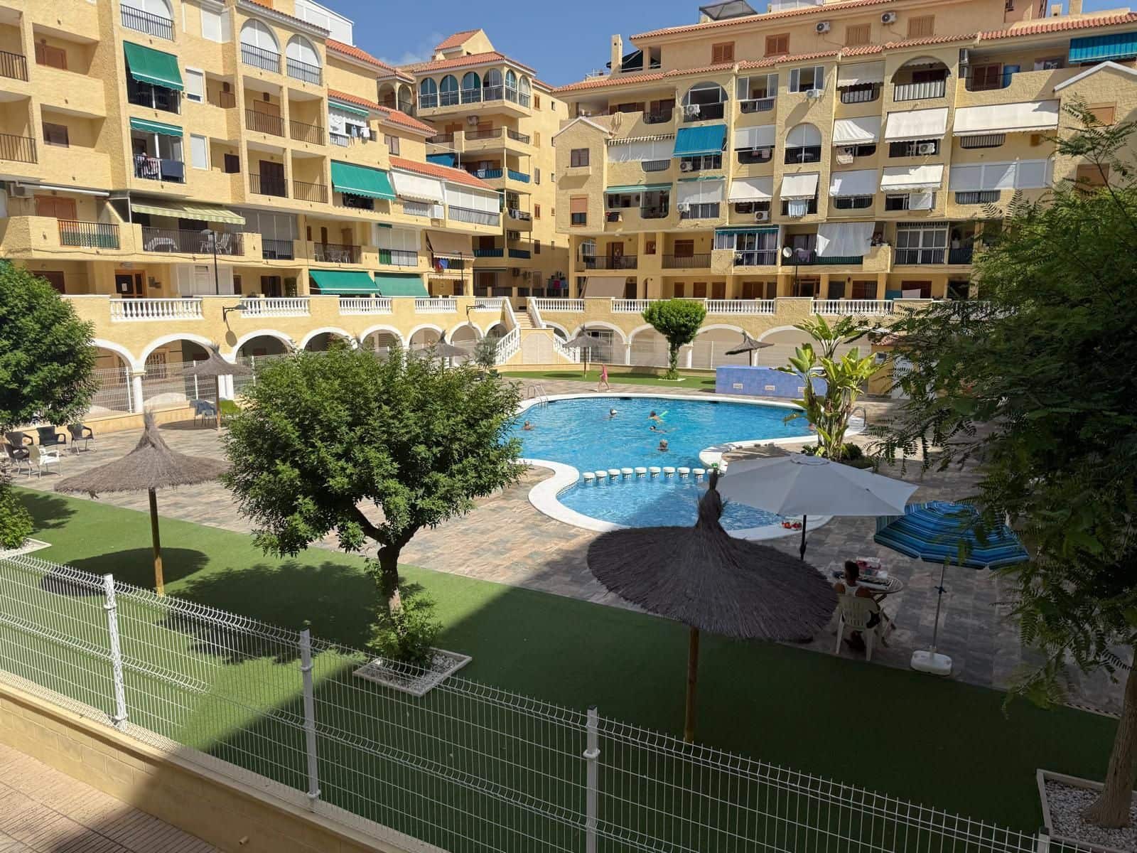 2 chambre Appartement à vendre à Torrevieja avec piscine garage - 159 900 € (Ref: 10022051)