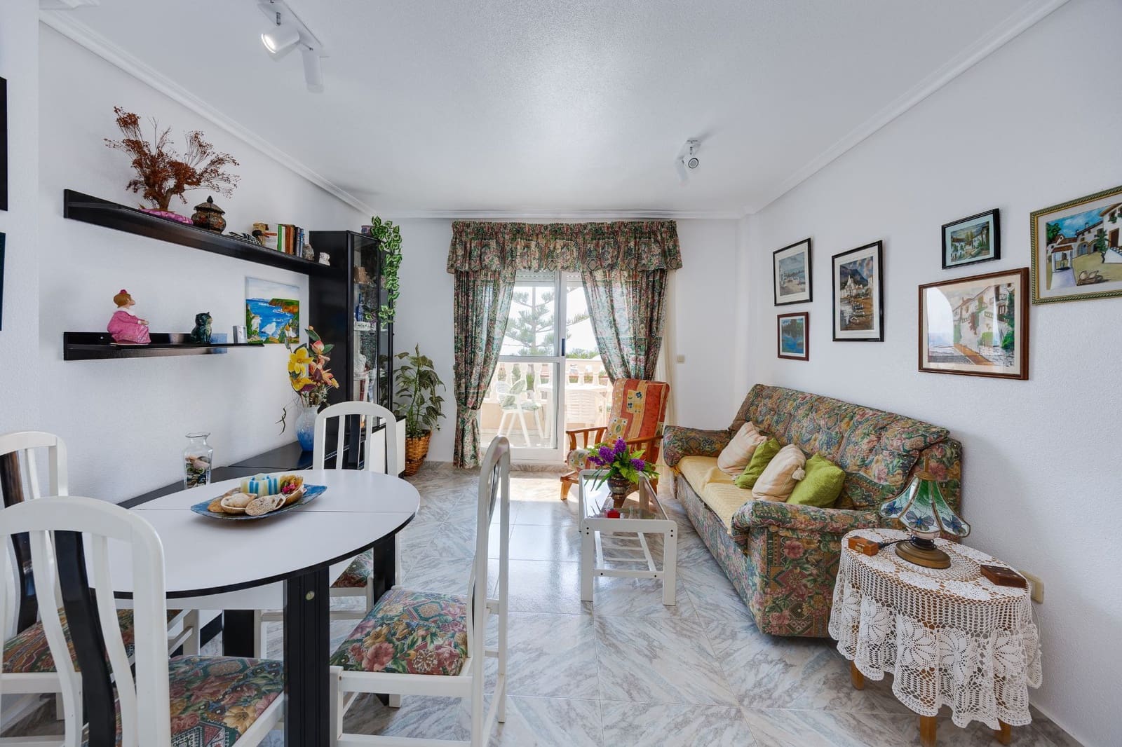 2 makuuhuone Huoneisto myytävänä paikassa Torrevieja - 219 500 € (Ref: 10023618)
