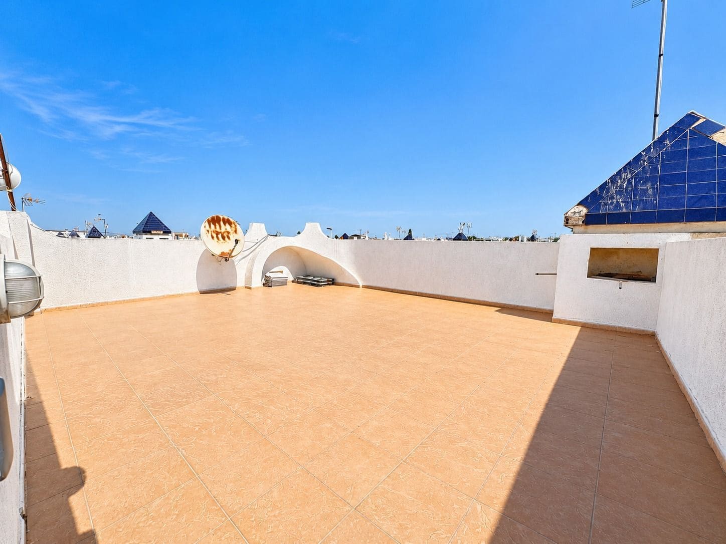 3 bedroom Townhouse for sale in Torrevieja with pool - € 179,900 (Ref: 10061336)