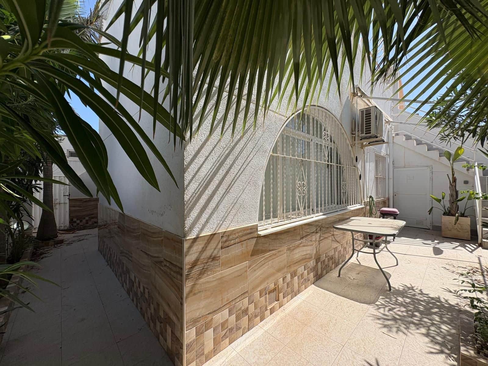 3 bedroom Townhouse for sale in Torrevieja with pool - € 179,900 (Ref: 10061336)