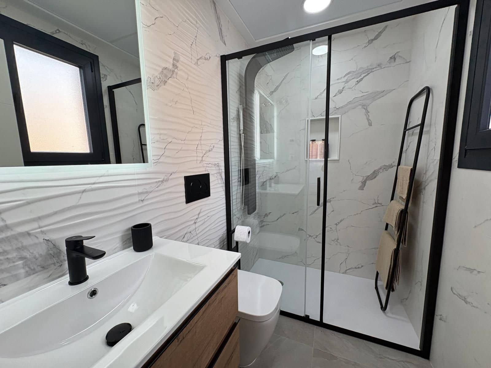 2 quarto Apartamento para venda em Torrevieja com piscina garagem - 269 000 € (Ref: 10088921)