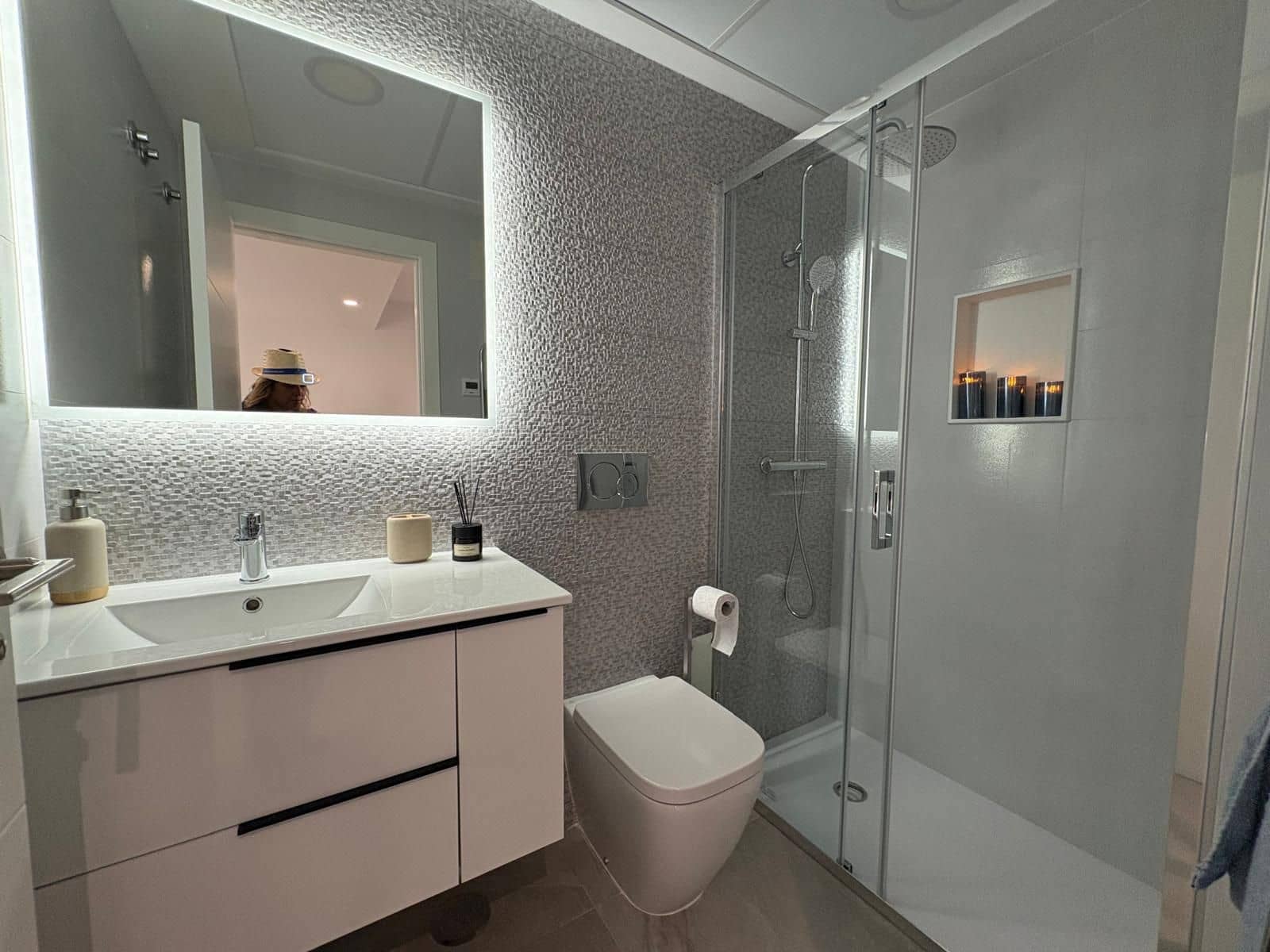 2 quarto Apartamento para venda em Torrevieja com piscina garagem - 269 000 € (Ref: 10088921)