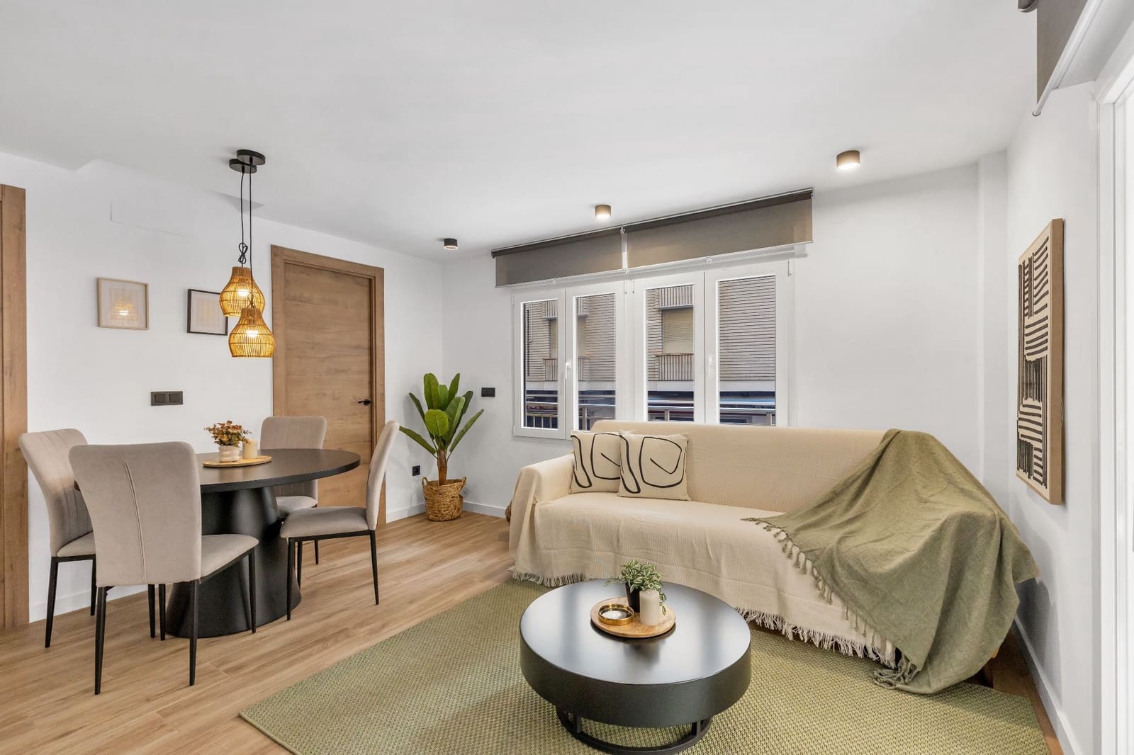 3 soveværelse Lejlighed til salg i Torrevieja med garage - € 235.000 (Ref: 10097629)