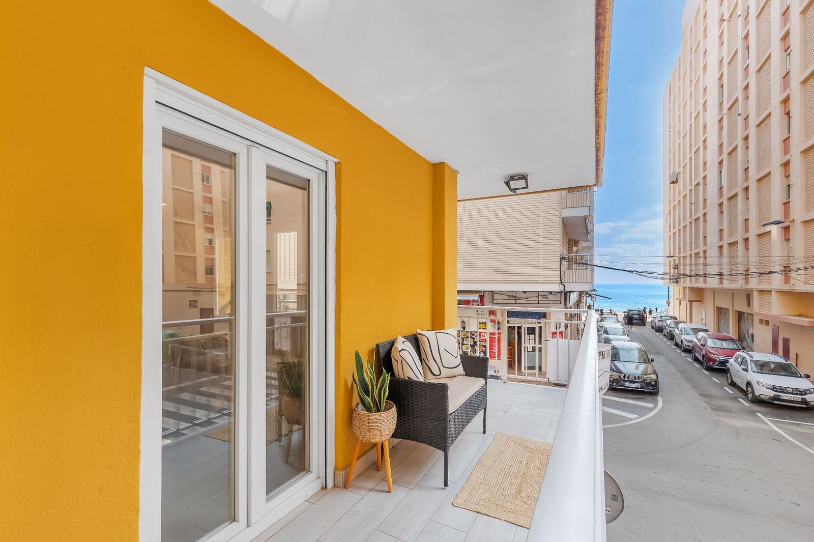 3 soveværelse Lejlighed til salg i Torrevieja med garage - € 235.000 (Ref: 10097629)