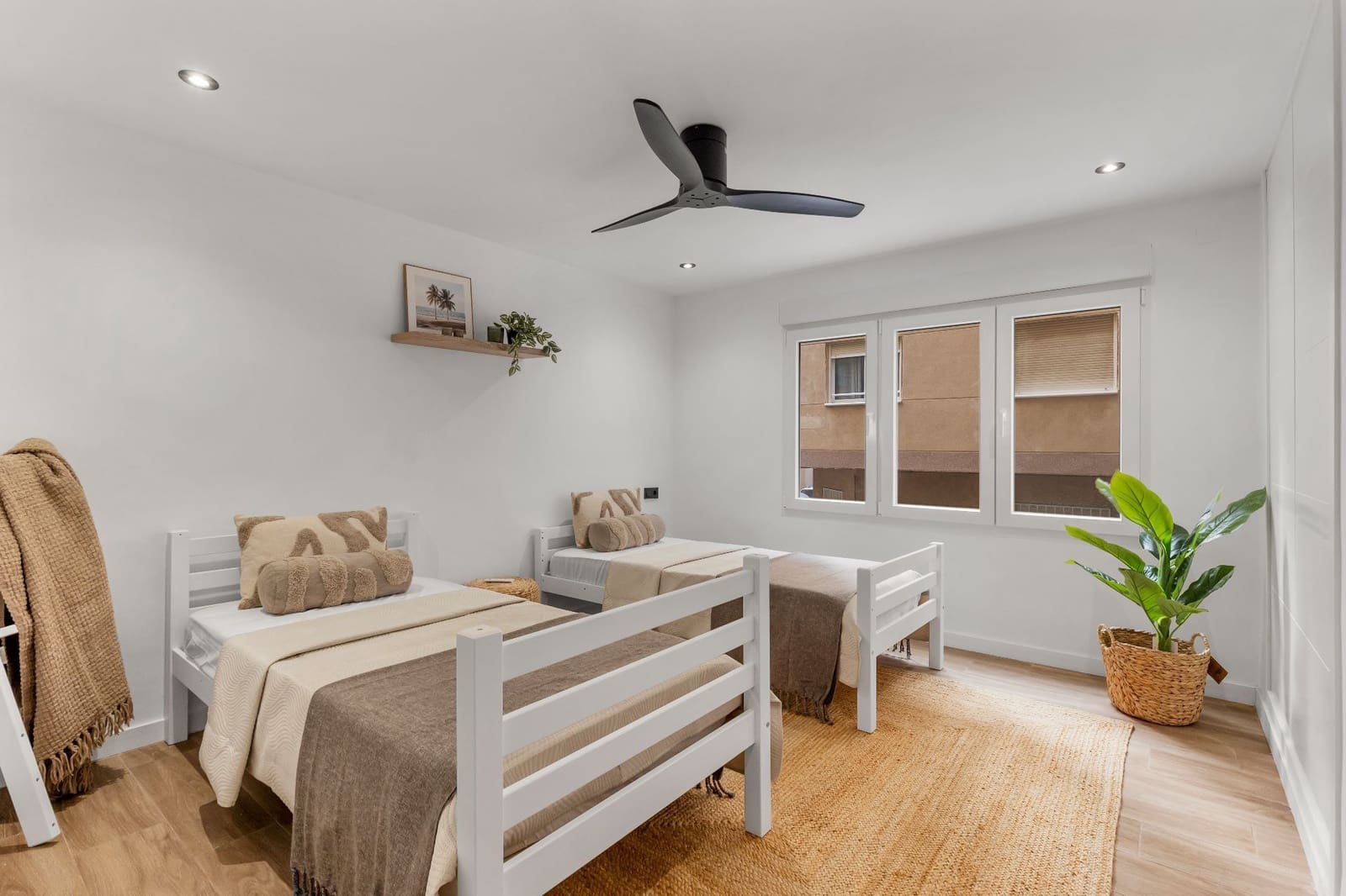 3 soveværelse Lejlighed til salg i Torrevieja med garage - € 235.000 (Ref: 10097629)