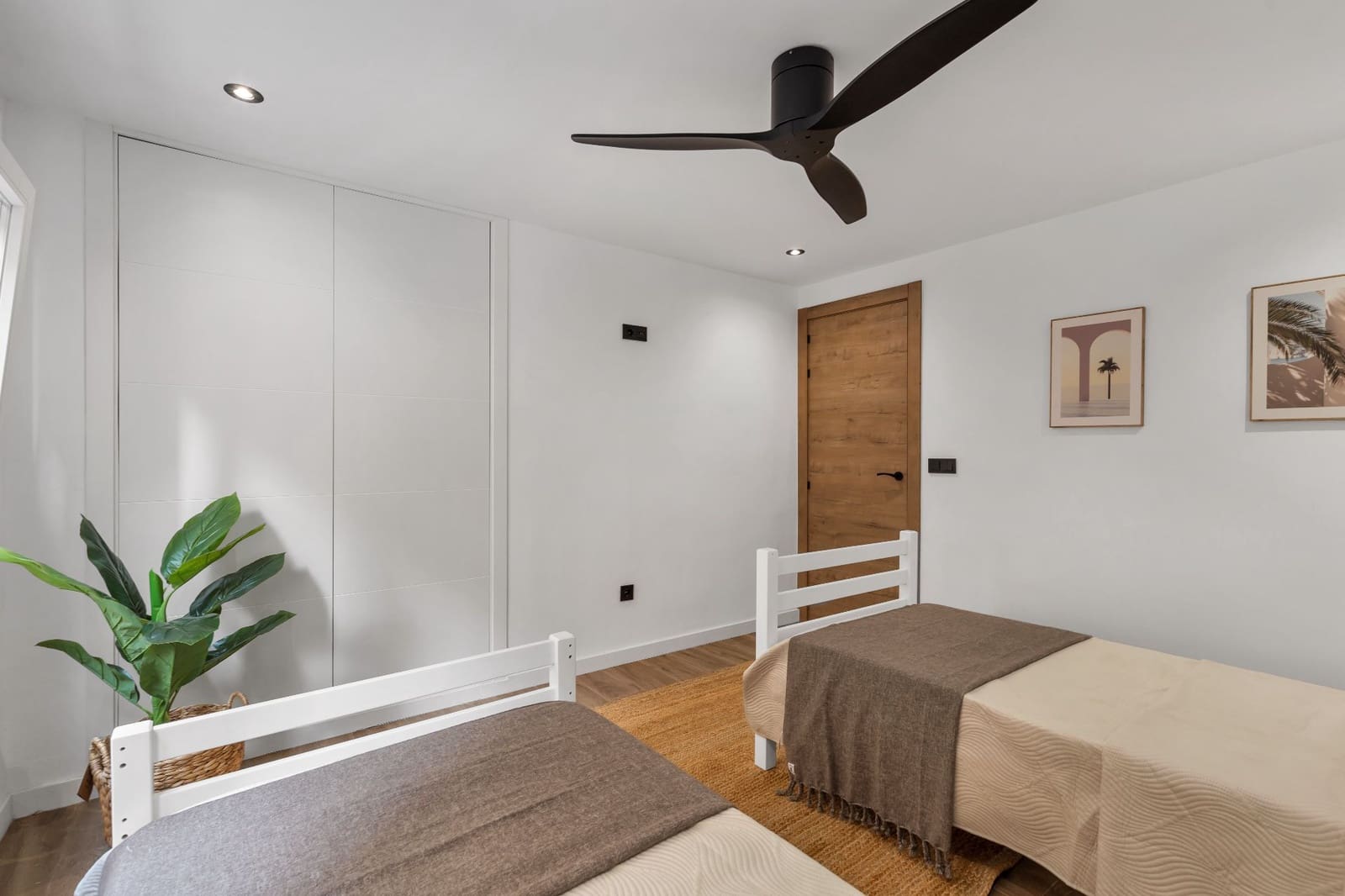 3 soveværelse Lejlighed til salg i Torrevieja med garage - € 235.000 (Ref: 10097629)