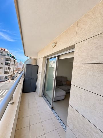 Apartamento de 2 habitaciones en Puerto Deportivo, Torrevieja en venta - 169.000 € (Ref: 10101585)