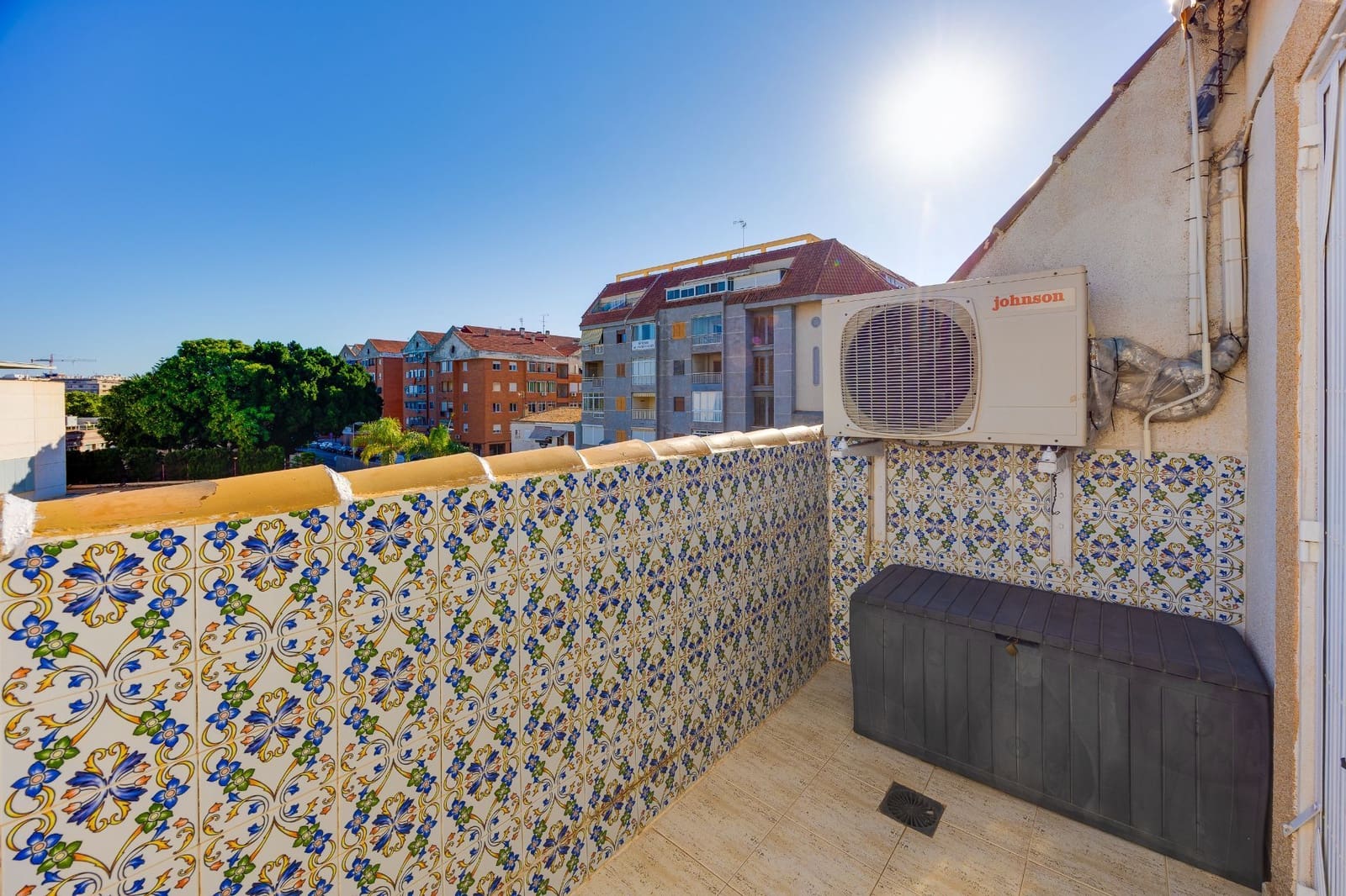2 quarto Penthouse para venda em Torrevieja com piscina garagem - 159 900 € (Ref: 10123481)
