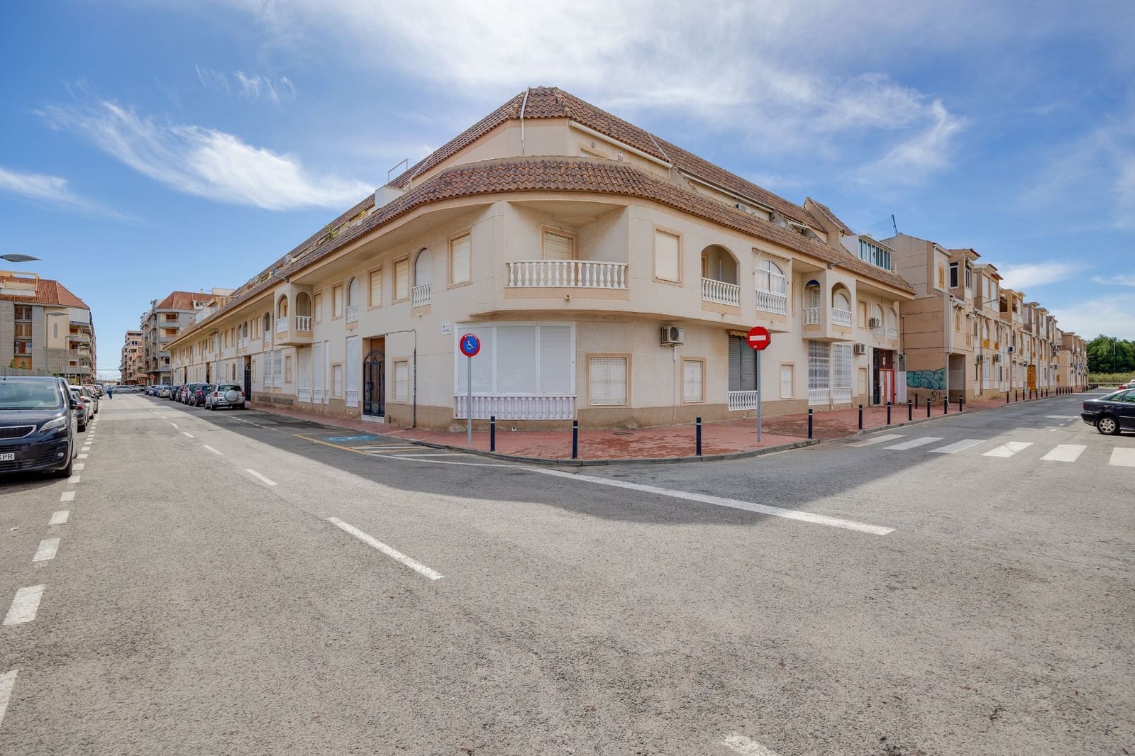 2 quarto Penthouse para venda em Torrevieja com piscina garagem - 159 900 € (Ref: 10123481)