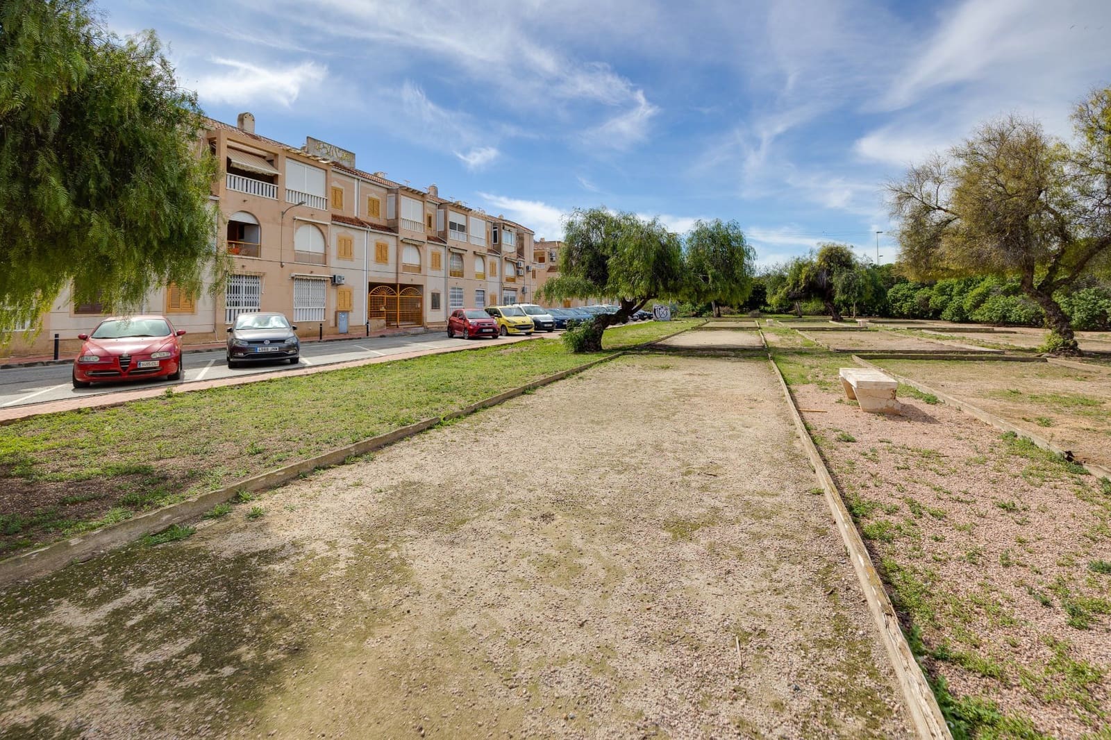 2 quarto Penthouse para venda em Torrevieja com piscina garagem - 159 900 € (Ref: 10123481)
